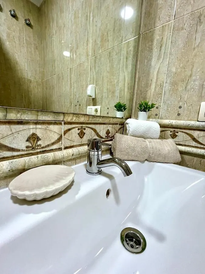 Apartment Gatu Villa Gadir, Preferente Mayores De 25 Anos Y Familias Cadiz