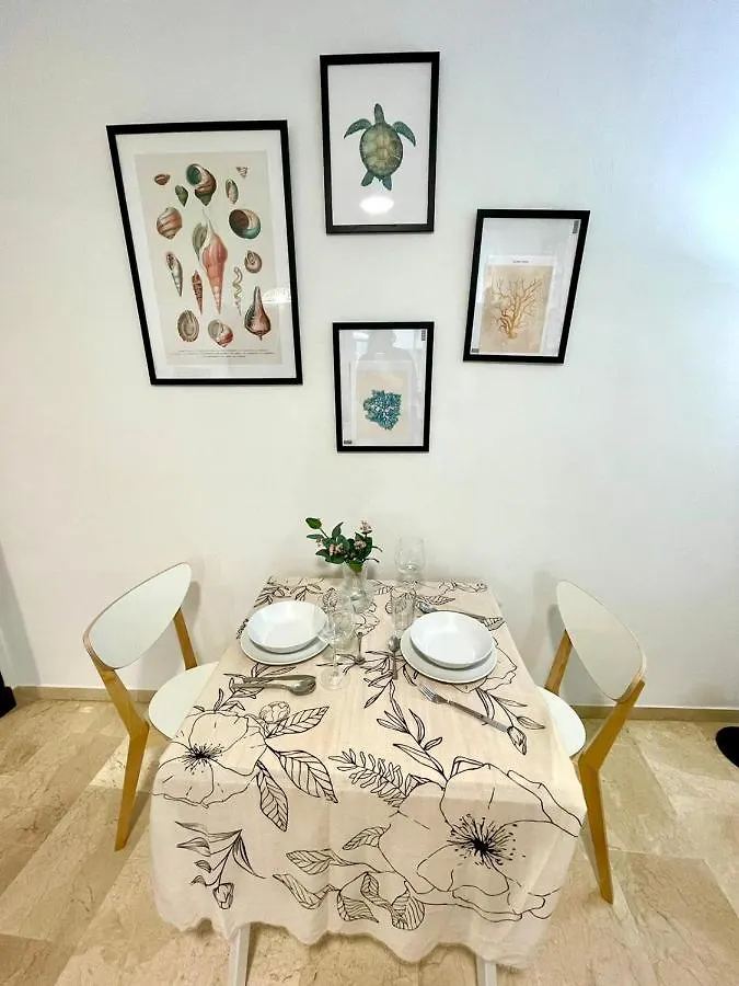 Gatu Villa Gadir, Preferente Mayores De 25 Anos Y Familias Cadiz